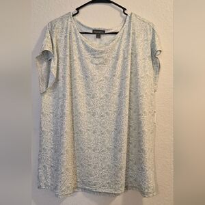 Light Green Floral Short Sleeve Top